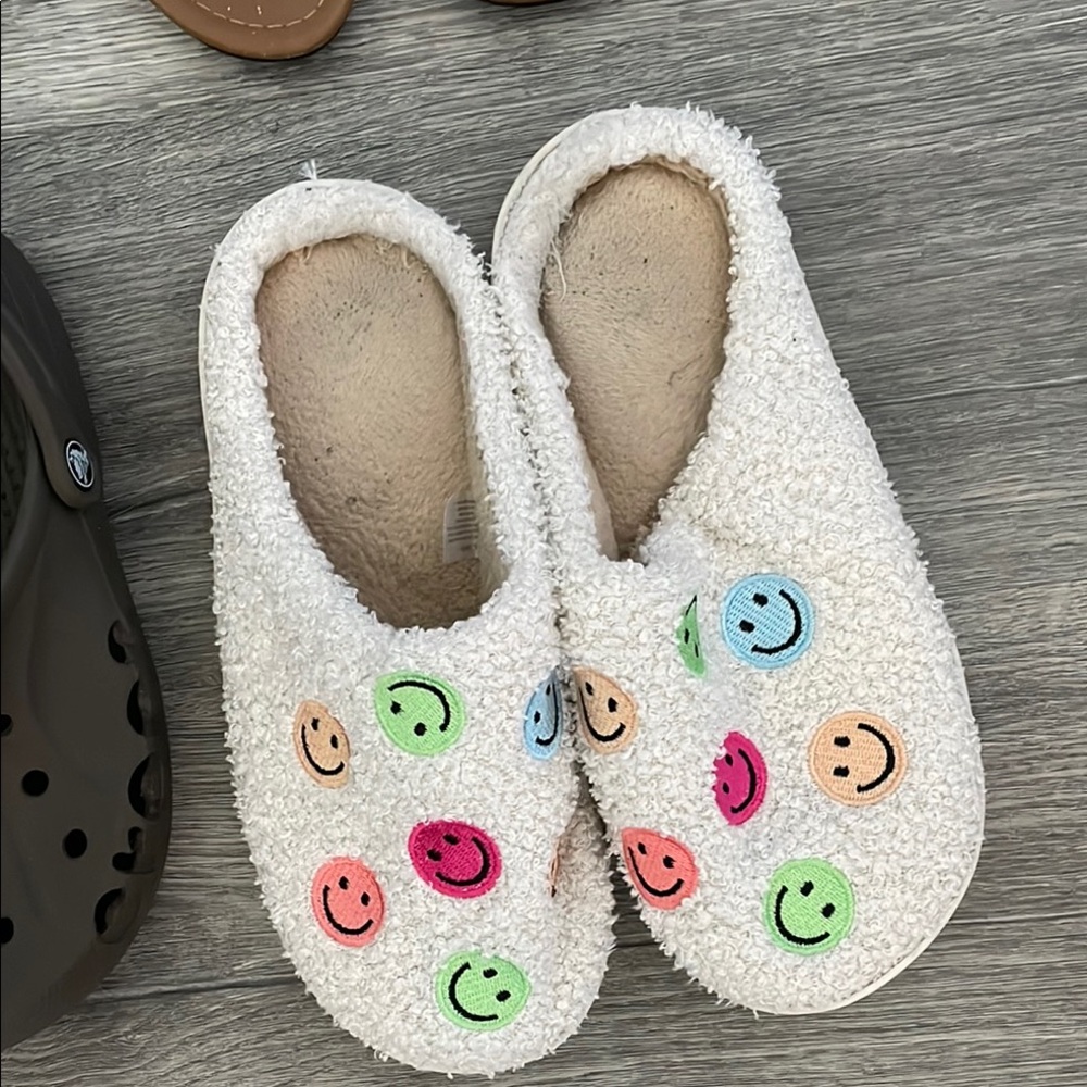 5 Women’s Size 8 Bundle  5 pairs AS IS /used - Picture 6 of 7